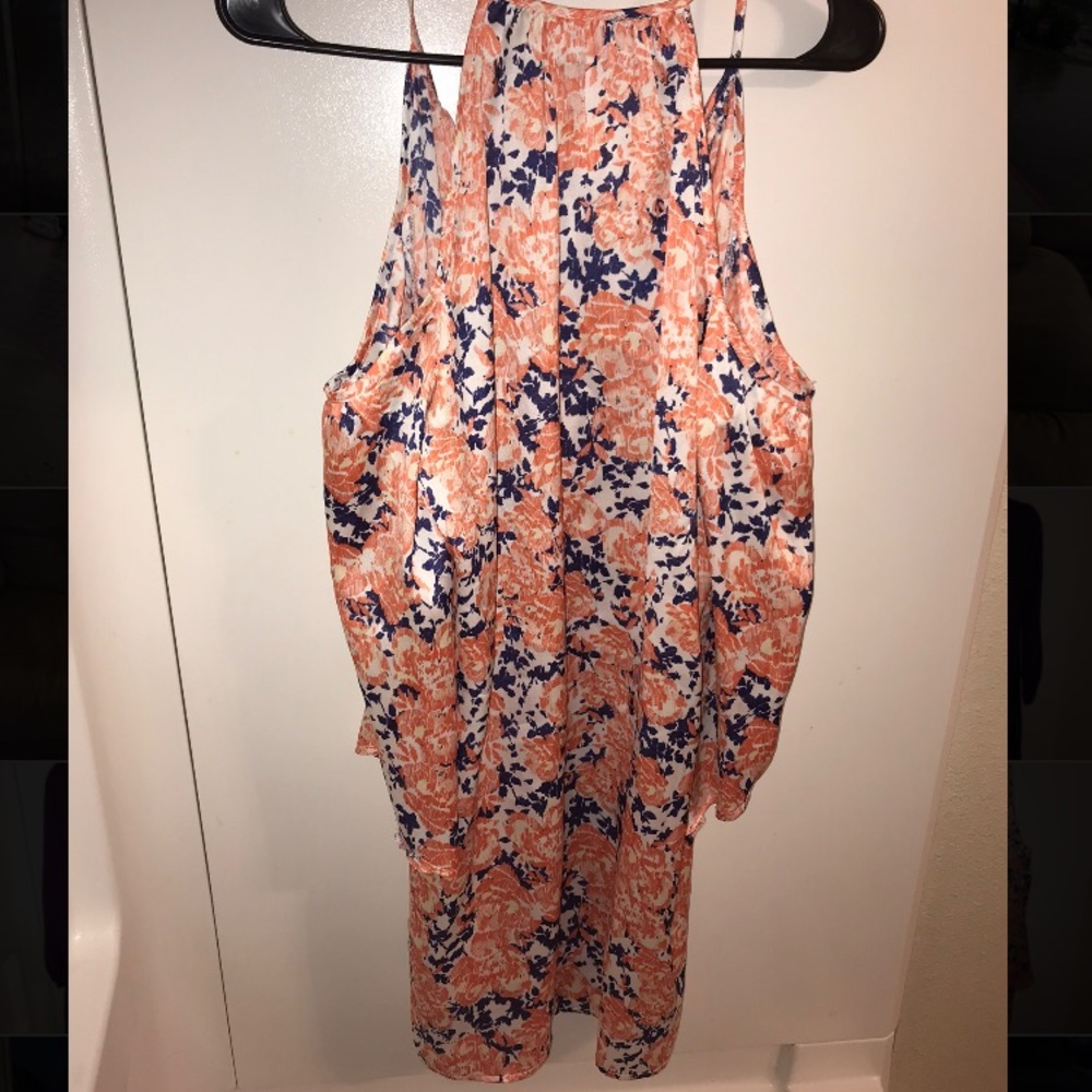 Cold shoulder shift dress Size Small